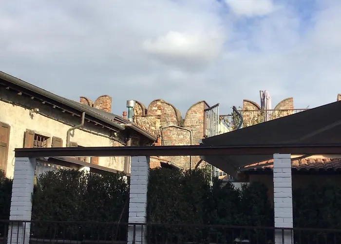 A due passi da Giulietta-Casa Montecchi Verona