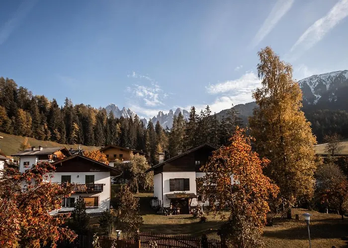 Hotel Fines Funes 