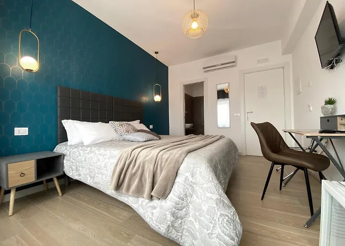 Bari Rooms Carulli Suite