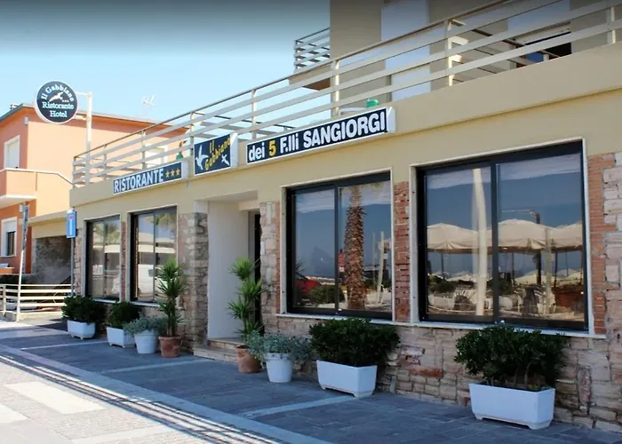 Hotel Ristorante Il Gabbiano Cecina 