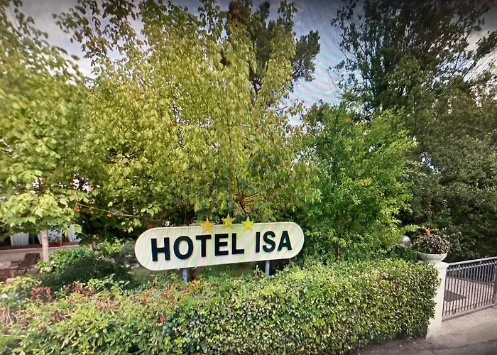 Hotel Isa Massa 
