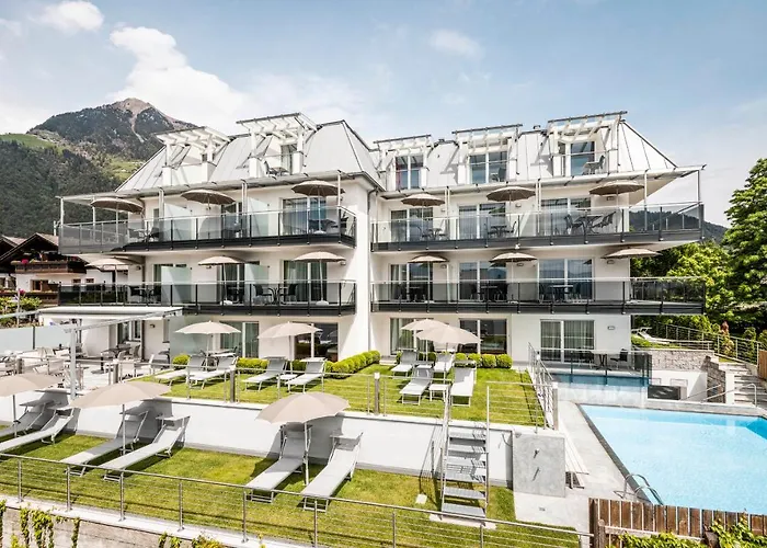 Amelia Apartments Tirolo
