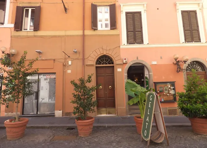 Vite 99 - Piazza di Spagna Roma