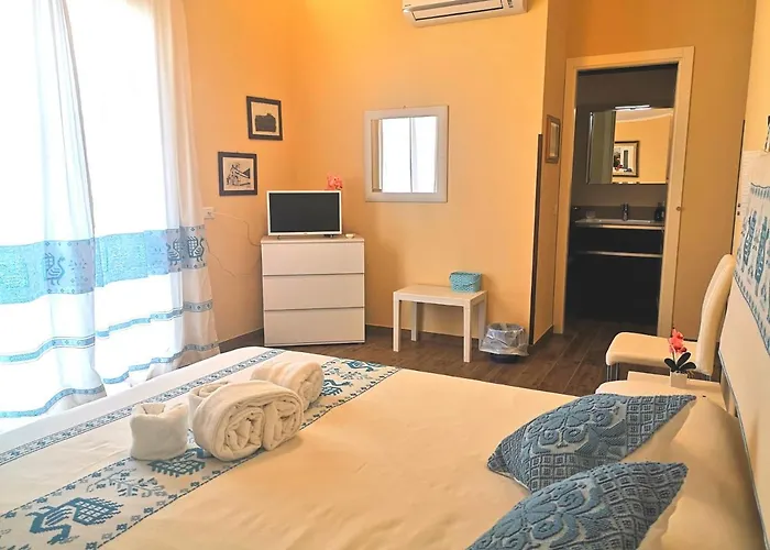 Hotel Le Orchidee Bosa