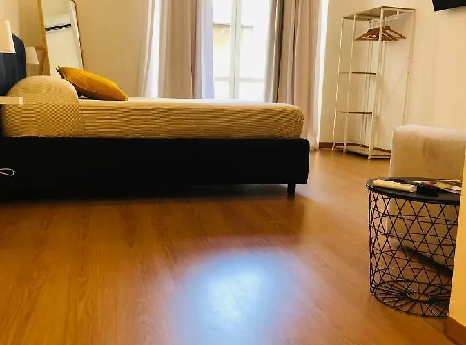 Bed and Breakfast Dimora Paladino Napoli