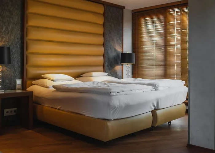 Yours Truly Monaco di Baviera