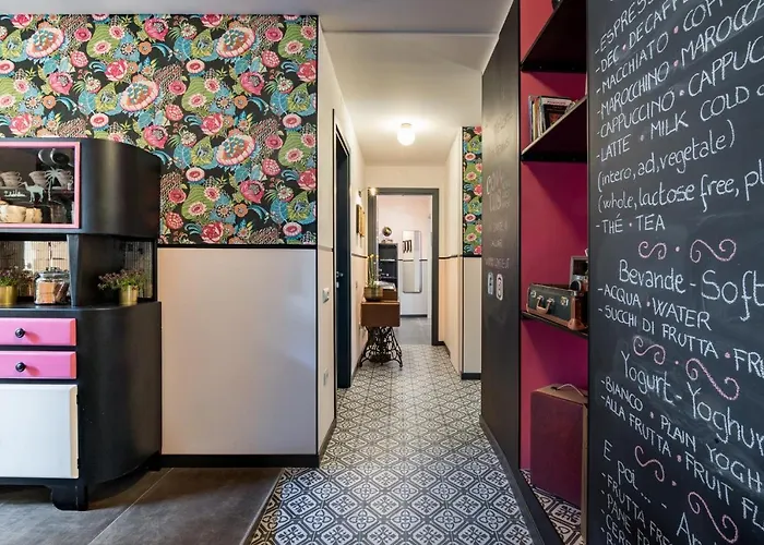 Contus Rétro Guest House Cagliari