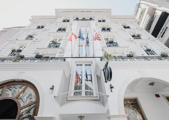 Lot Boutique Hotel By Hotels And Preference Tirana