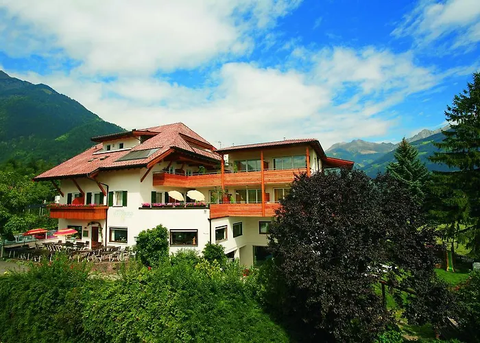 Hotel Haselried Tirolo