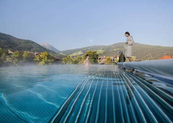 Hotel Fameli Valdaora