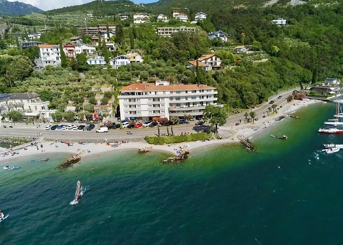 Torbole Aparthotel Torbole Sul Garda