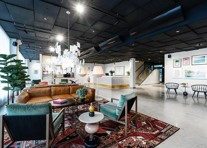 Biz Apartment Bromma Stoccolma