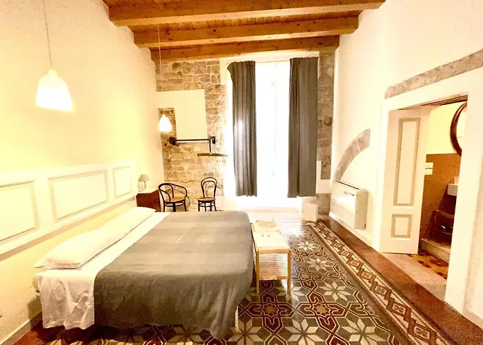 Palazzo Lupicini Affittacamere Bisceglie