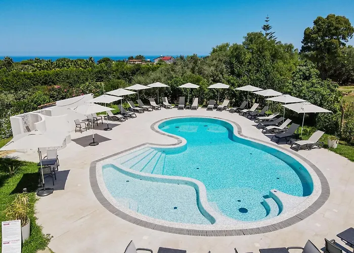 Europa Rooms And Restaurant Capo Vaticano