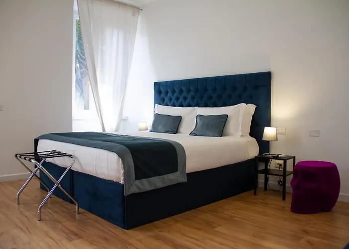 Home At Rome Vatican Suites