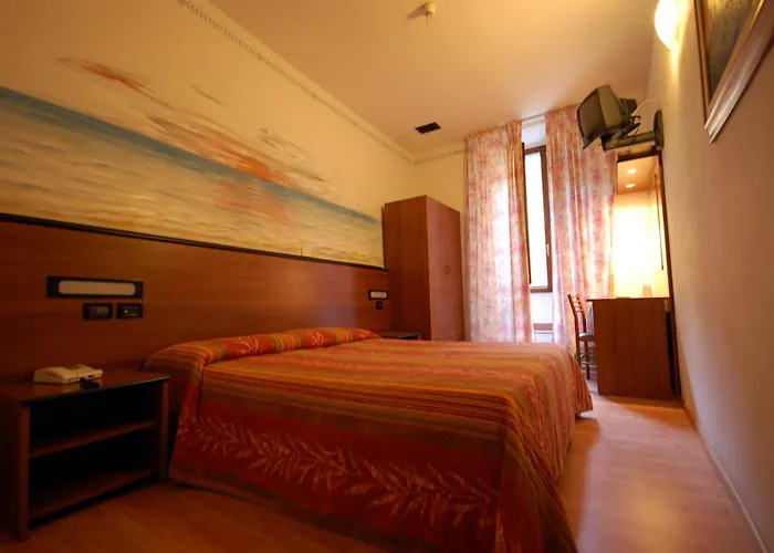 Hotel Leonardo Pisa