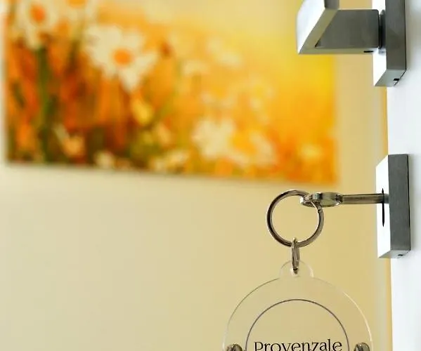 Provenzale Guest Rooms - Locazione breve Napoli