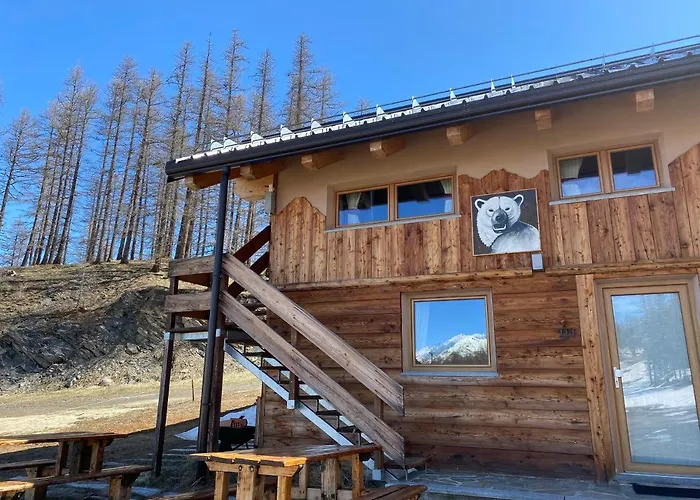 Orso Bianco Hotel&Chalet Oulx