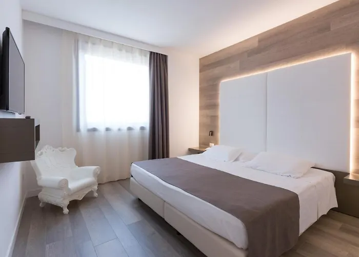 City Hotel & Suites Foligno