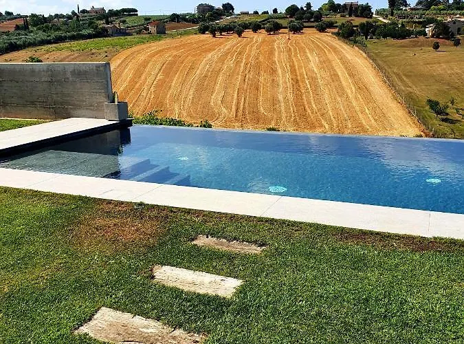 Casa Lunaria B&B Porto SantʼElpidio