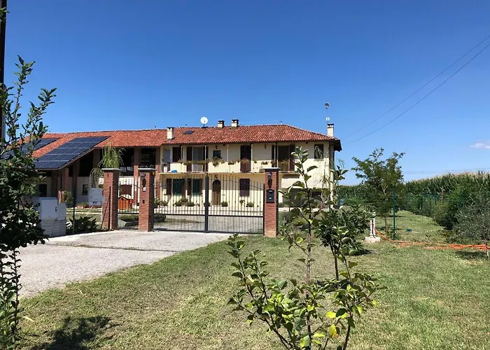 Bed and Breakfast Cascina 'La Giardina' Fossano