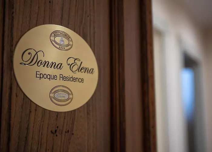 Donna Elena - Epoque Residence Asti