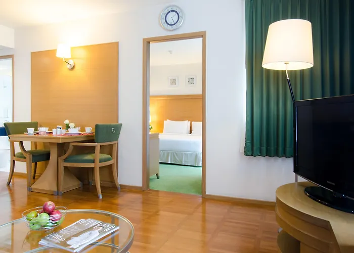 Hotel At Ease Saladaeng By Aetas Bangkok