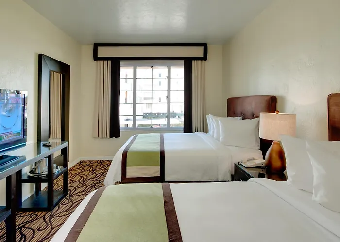 Essex House Hotel Miami Beach