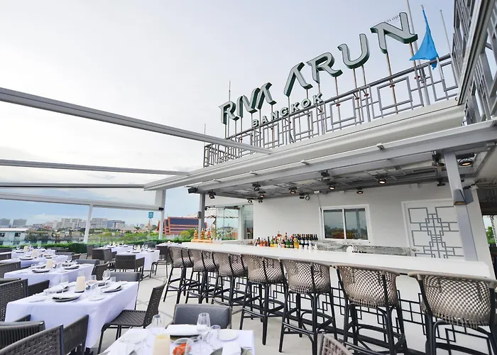 Hotel Riva Arun Bangkok