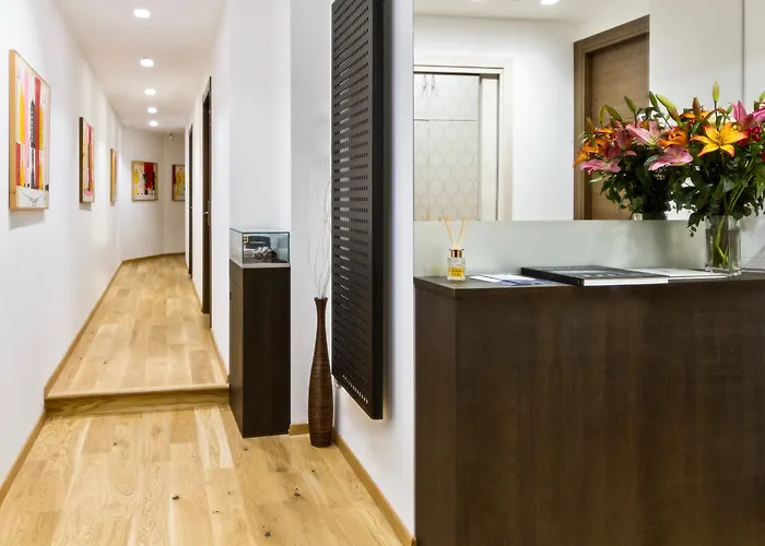 Hotel Ah - Fashion District Milano