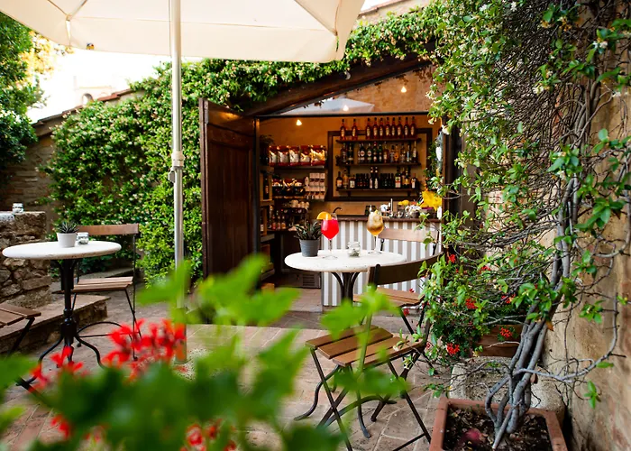 Villa Liberty Boutique Hotel - Borgo Capitano Collection San Quirico dʼOrcia