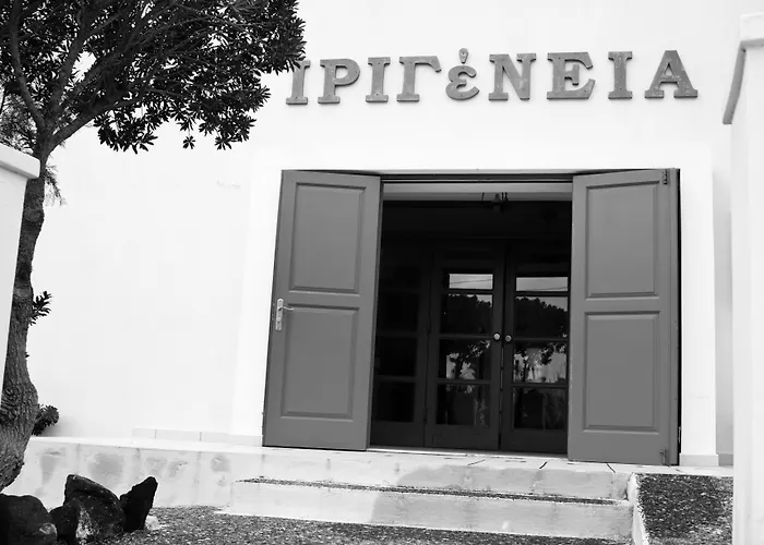 Irigeneia Hotel Perissa 