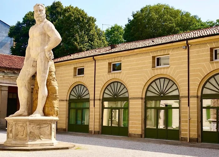 Palazzo Mantua Benavides Suites&Apartments Padova