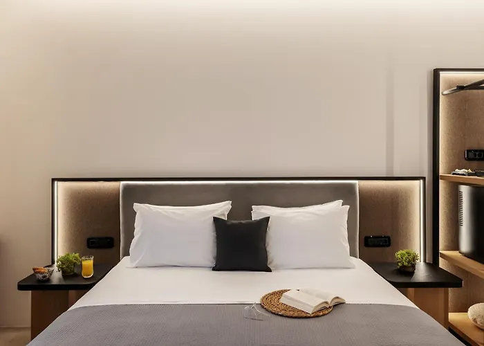 Chora Suites By Premium Key Città di Skiathos