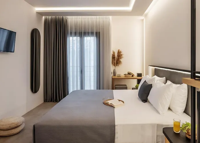 Chora Suites By Premium Key Città di Skiathos