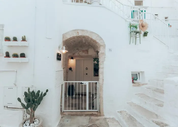 Bed and Breakfast Grotta Carlotta Ostuni