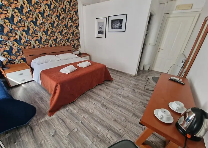 Hotel Roma story
