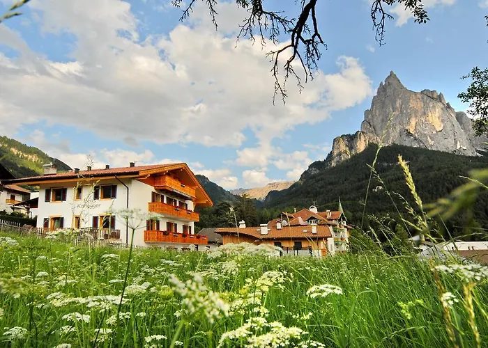 Bed and Breakfast Garni Karlegger Siusi