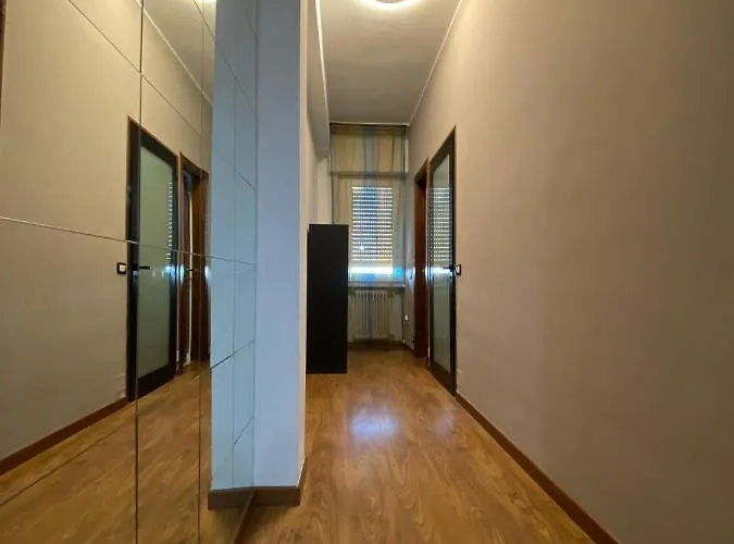 Hotel Hlux Oi Affiₜₜacaₘere Piacenza