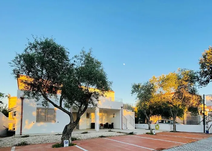 CHRISSO ROOMS affittacamere San Teodoro 