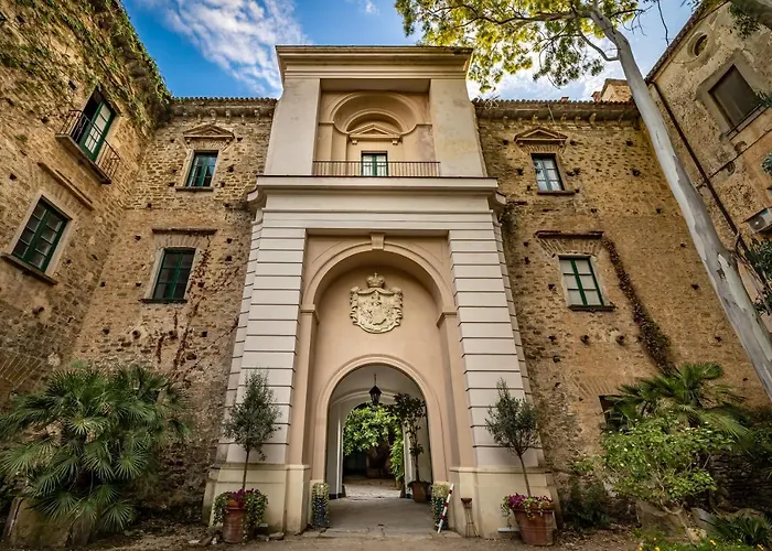 Hotel Palazzo Belmonte Santa Maria di Castellabate