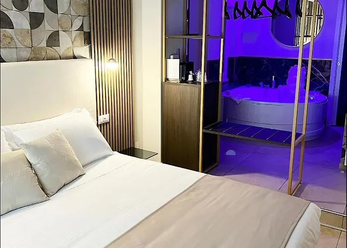 Albadea Suites&Jacuzzi Roma