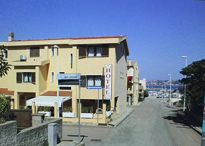 Le Camere Sul Porto Palau