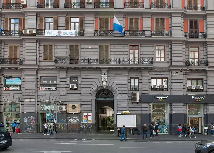 Irooms Garibaldi Napoli