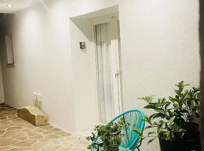 Tierra Guesthouse Olbia
