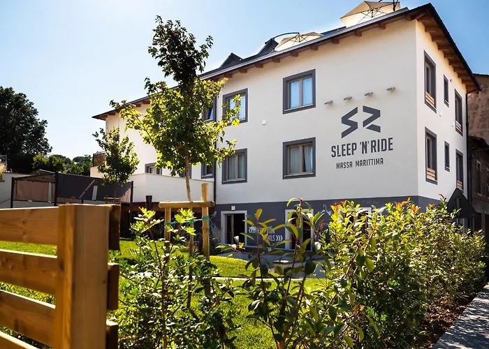 Hotel Sleep 'N' Ride Massa Marittima