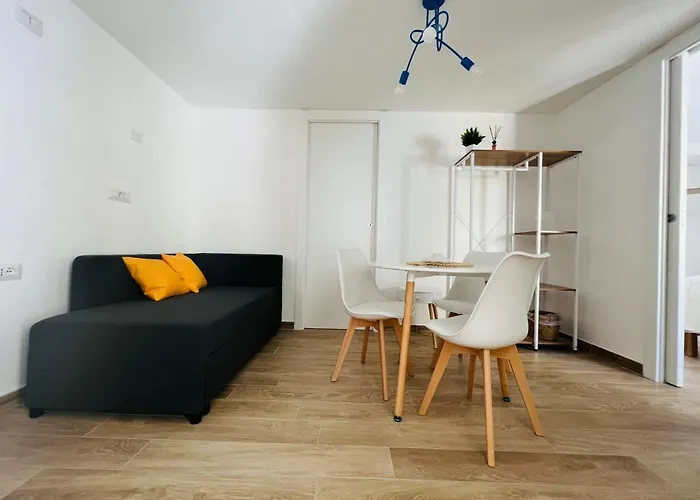 Via Giardini Rooms Villasimius