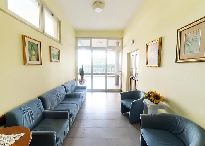 Hotel Holiday Giulianova