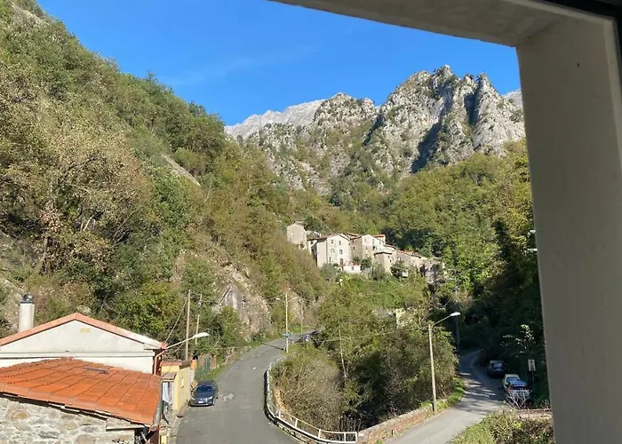 Gronda Via Vandelli Locazioni Turistiche - Private Tourist Rentals Massa (Tuscany)