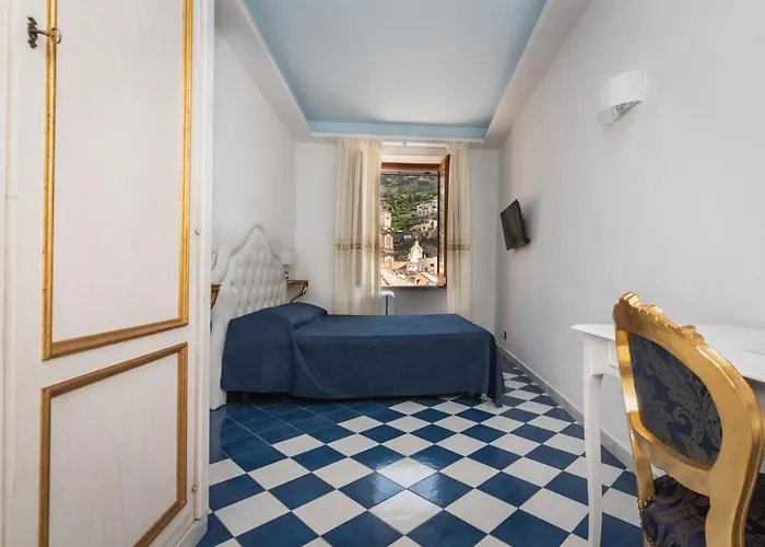 Bed and Breakfast Moon'N Sea Minori